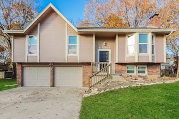 8504 LINDA LN Pleasant Valley, MO 64068